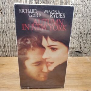 Autumn in New York (VHS, 2001) Vintage Brand New Factory Sealed  Winona Ryder